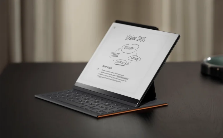 Combine handwriting and typing with Type Folio