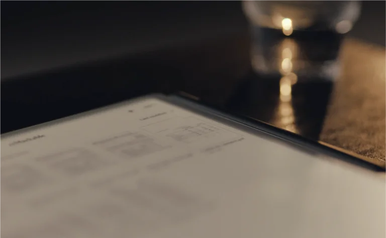 How to adjust the reading light on reMarkable Paper Pro